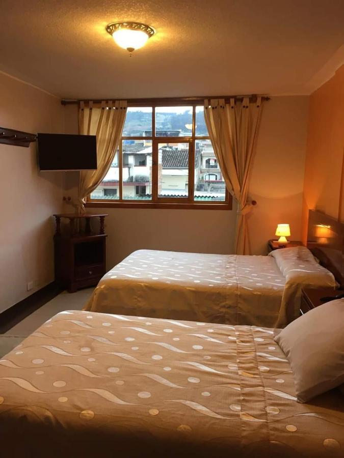 Hotel El Indio Otavalo Bagian luar foto